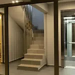 Nv One ヴィラ *