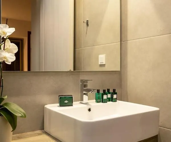 Nv One * Chania (Crete)